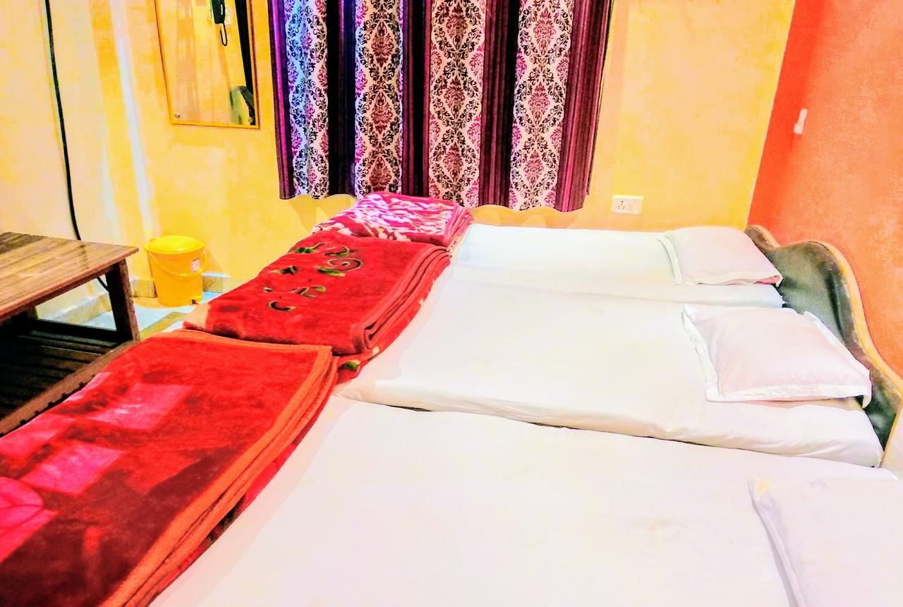Shree Sai Paying Guest House Váránaszi Kültér fotó